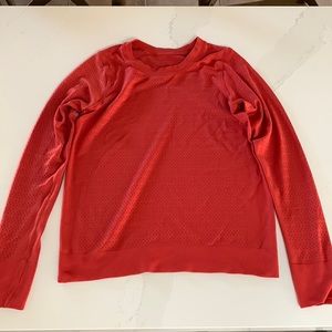 Lululemom workout top size small